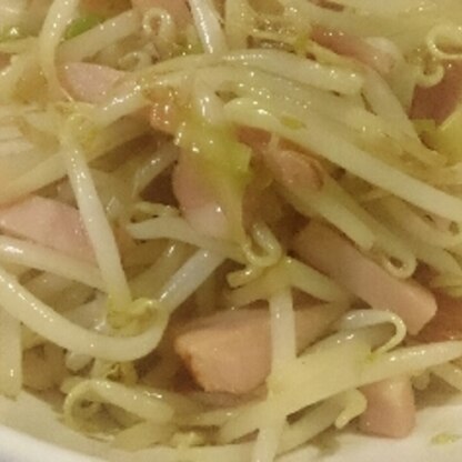 豚肉がなかったのでハムで作りました(^^;)けれど、ピリ辛で美味しかったです(^-^)ごちそうさまでした！